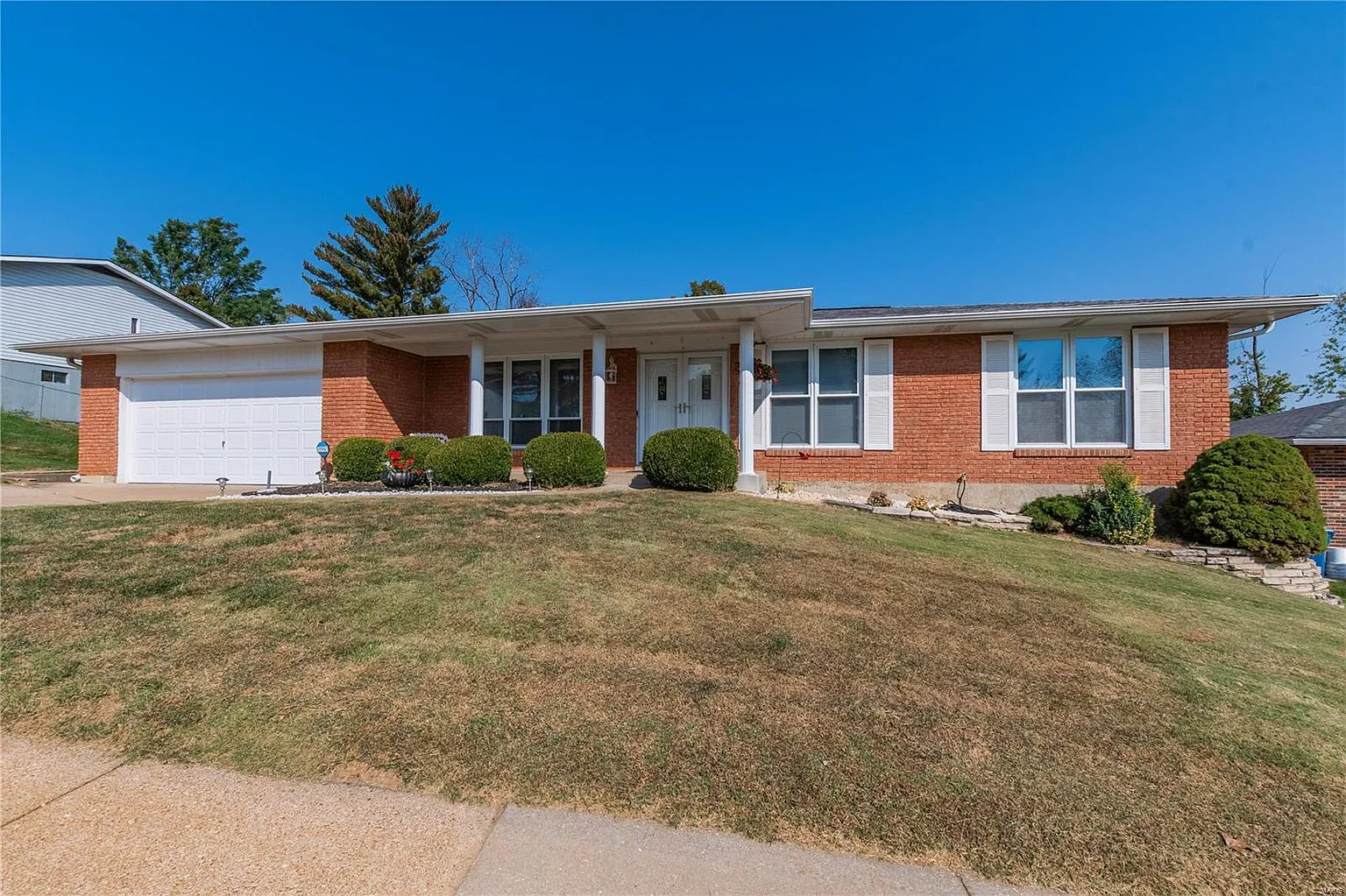11097 Fawnhaven Dr photo 1