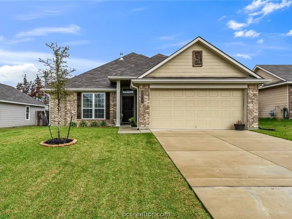 211 Cross Ln, Caldwell, TX 77836