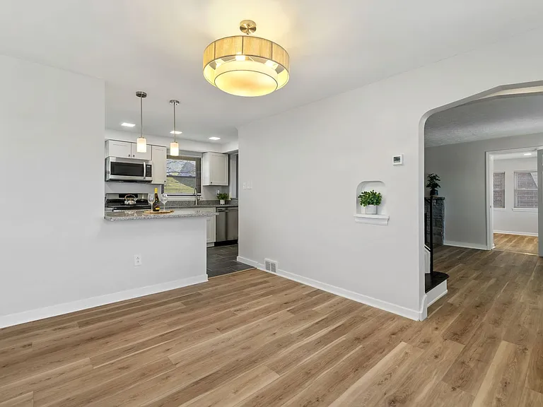 973 Agnew Rd — Photo 12