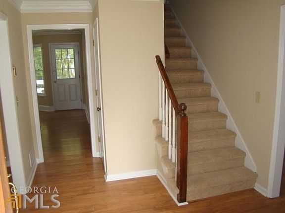 3rd image of 4134 Manor House Dr
