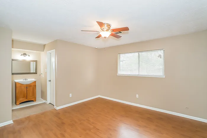4313 Lariat Dr — Photo 11