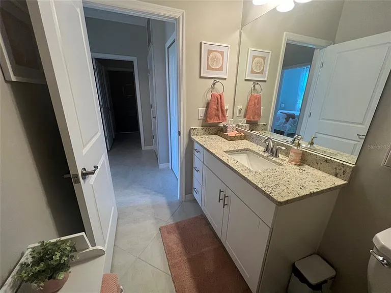2040 Mackerel St — Photo 25