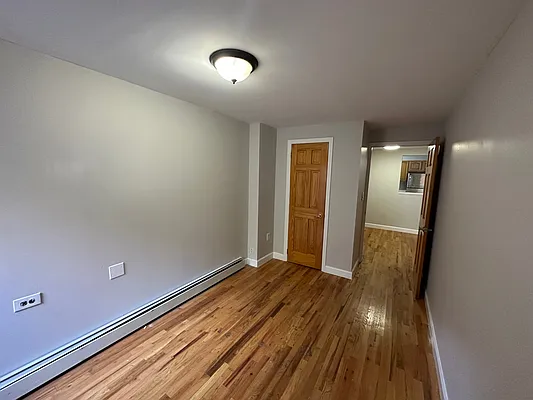 Rented by Premier Metro Realty Corp | media 10