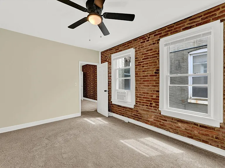 1230 S Charles St — Photo 22