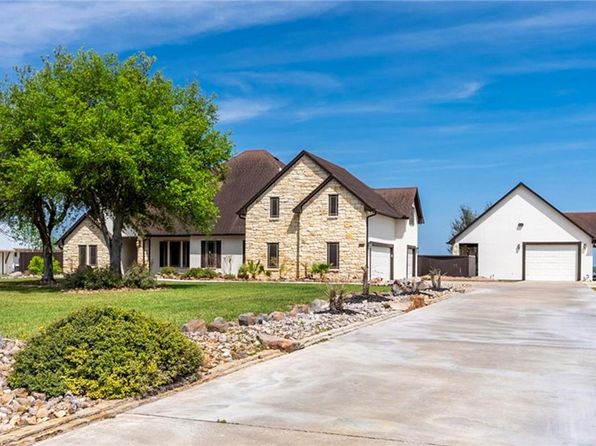 1260 County Road 3651, Sandia, TX 78383