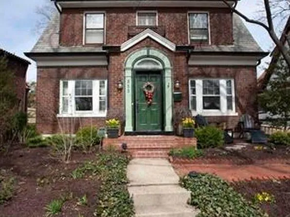 555 Stratford Ave, Saint Louis, MO 63130