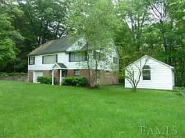 1st image of 22 Lakeview Dr