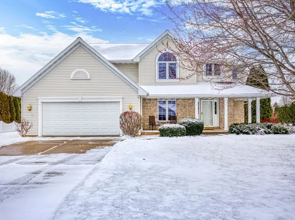 1972 Quindalee Rd, De Pere, WI 54115