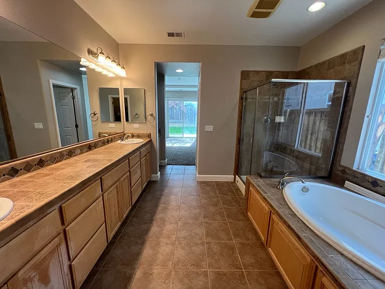 1506 Azalea Dr — Photo 40