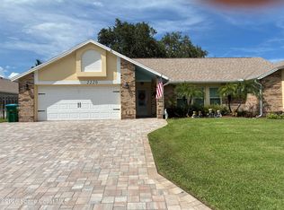 2220 Plantation Dr, Melbourne, FL 32935