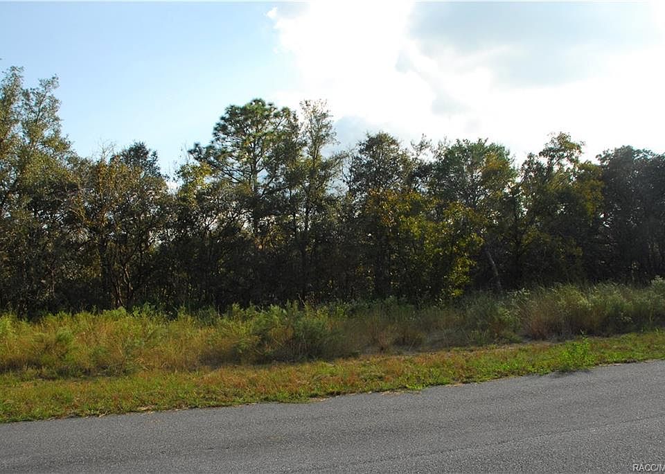 2nd image of 6572 N Whispering Dr