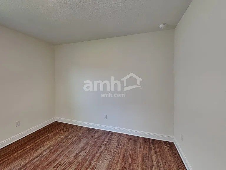 375 Onate Cir — Photo 12