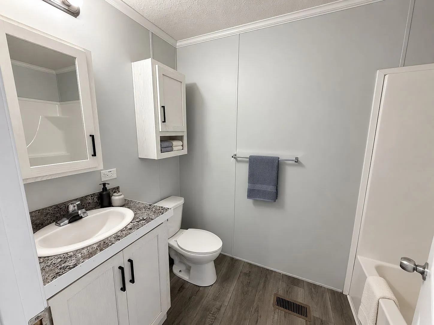 Move-In Ready! — Photo 4