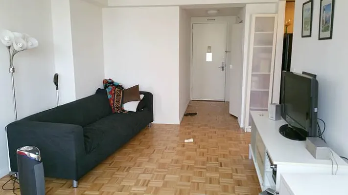 Rented by Kian Realty | media 32