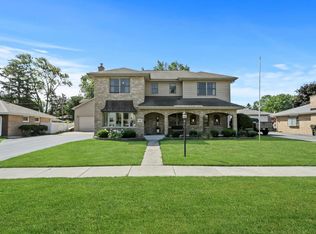 5907 109th St, Chicago Ridge, IL 60415