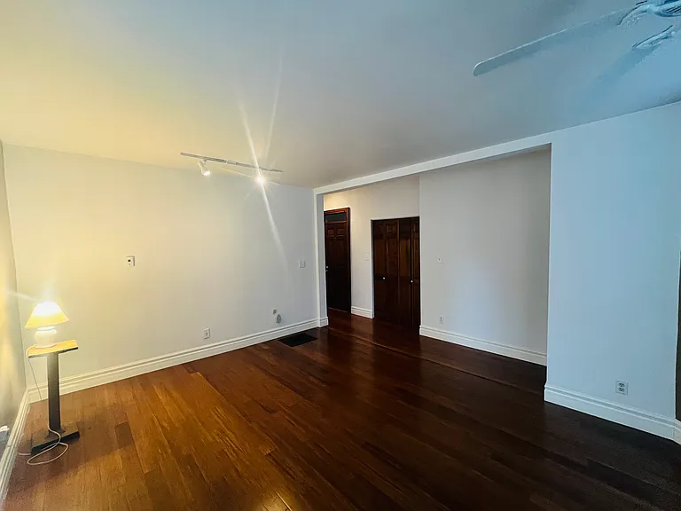 171 Park St — Photo 23