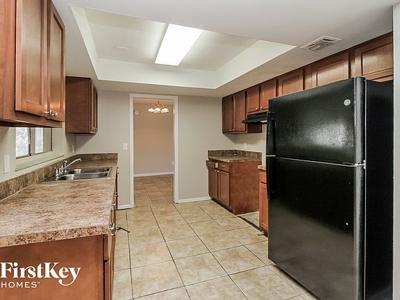 5th image of 7226 Plantain Dr