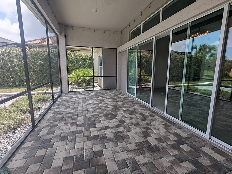 760 N Hunt Club Dr — Photo 36