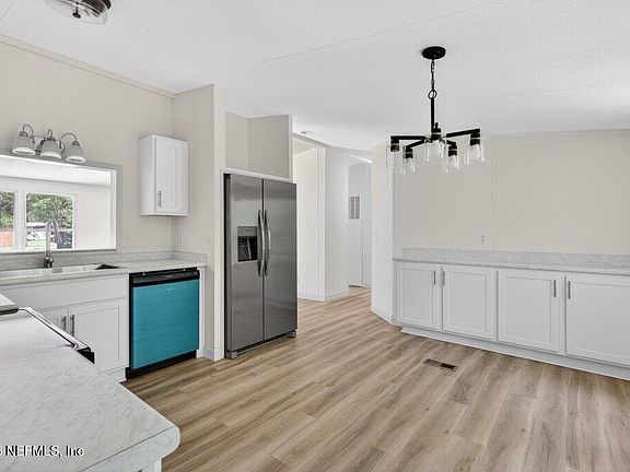 2nd image of 10715 WEATHERBY Avenue