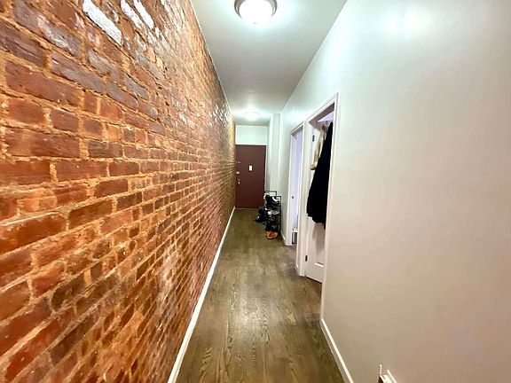 3rd image of 311 W 94th St APT 6D