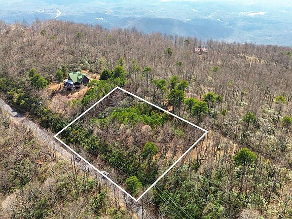 2nd image of 9 Sunset Ridge Rd