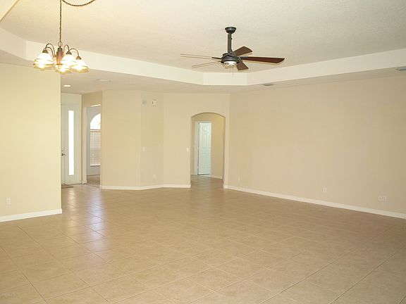 2nd image of 415 Gardendale Cir SE