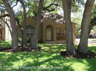 1414 Moss Creek Dr, Leander, TX 78641