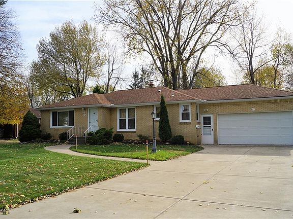 2nd image of 221 Siegfried Dr