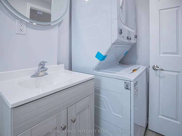 345 Richelieu Ave — Photo 11