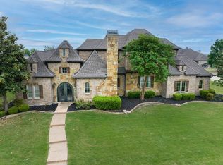 8 Camden Ct, Heath, TX 75032