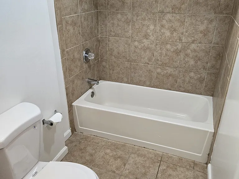 5142 New Stead Ct #1 — Photo 9
