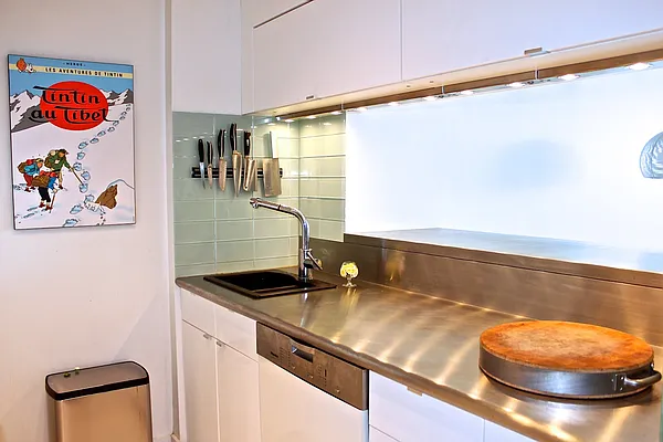 Rented by 280 Park Avenue South Realty | media 42