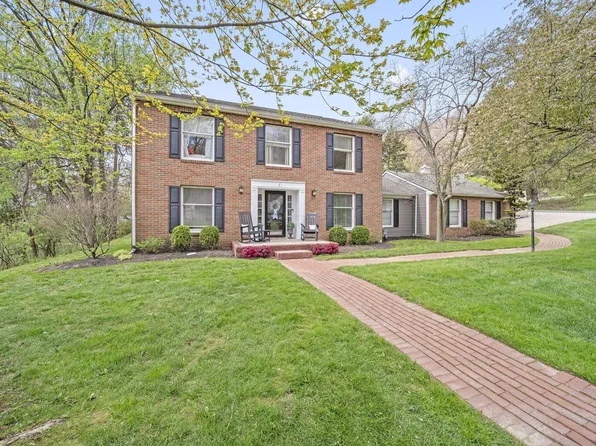 127 Wildwood Dr, Granville, OH 43023