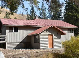 22 Middle Fork Rd #B, Carlton, WA 98814