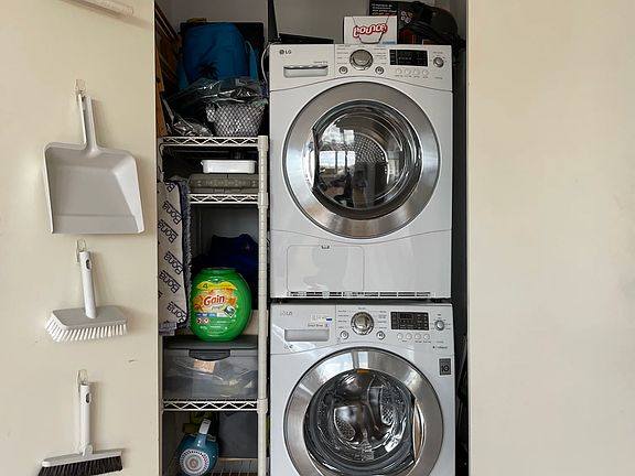 2nd image of 112-02 Northern Blvd #3D