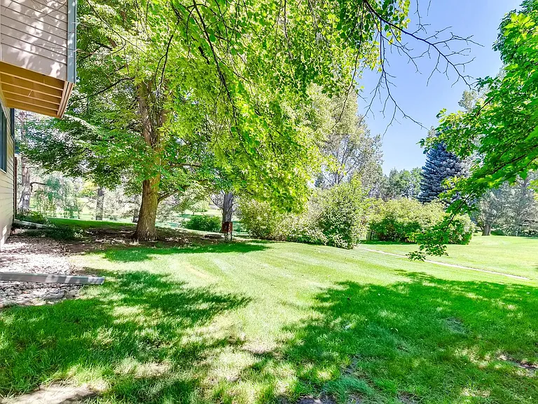 Side yard walking paths