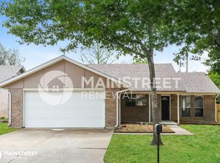 2303 Lavon Creek Ln, Arlington, TX 76006