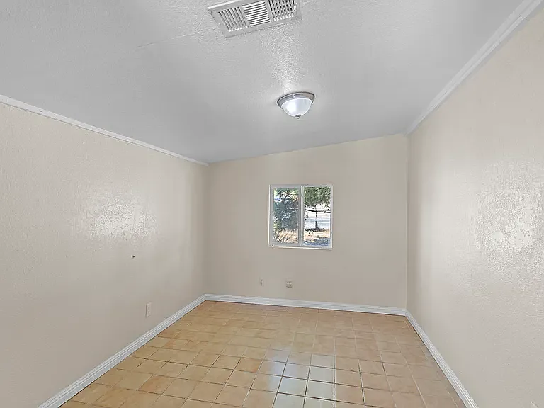 Kendall Dr, San Bernardino — Photo 3