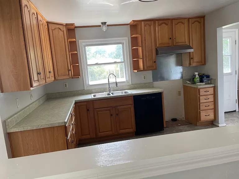 209 Cynthia Dr — Photo 4