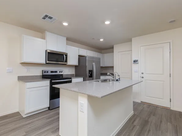 4997 Apple Mesa Ave, Las Vegas, NV 89139