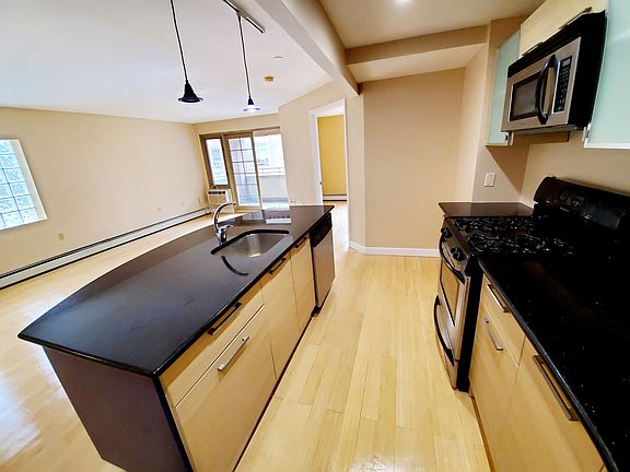 3rd image of 83-75 117th St #2D