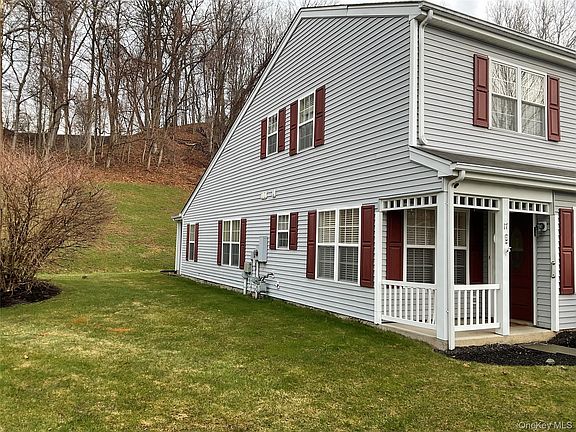 2nd image of 17 Tall Tree Lane