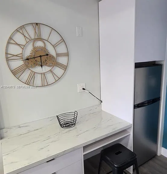 1085 NE 126th St #4 — Photo 14