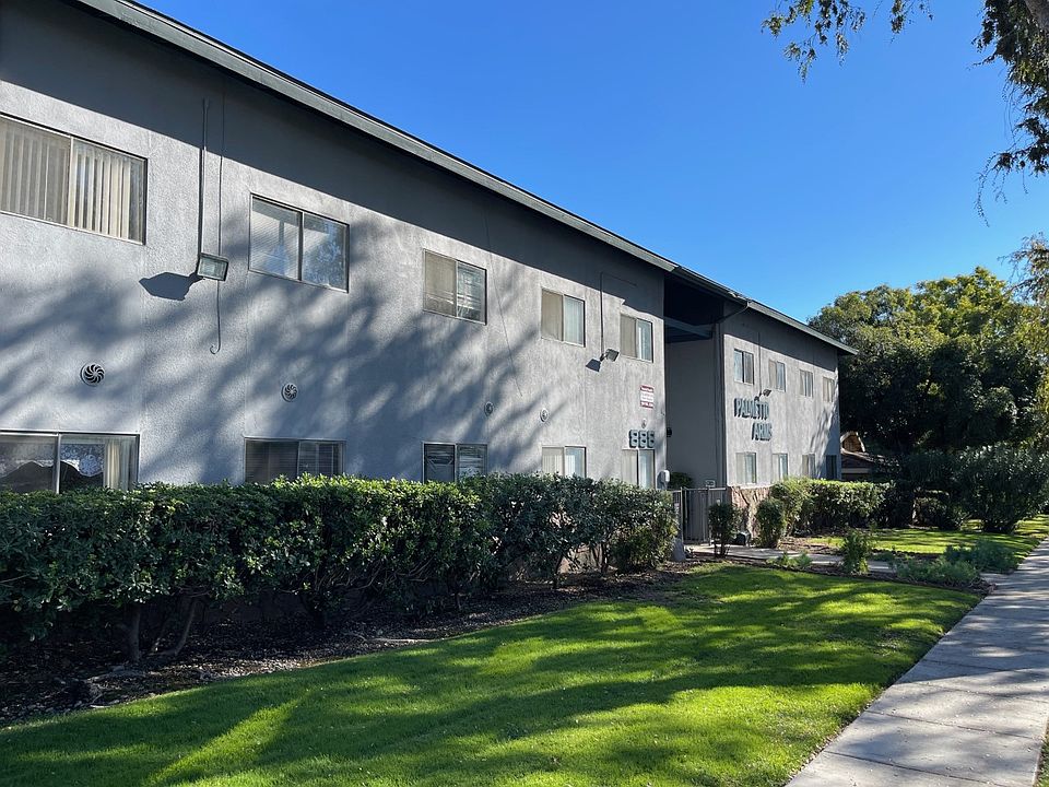 1st image of 888 N Palm Ave APT 2