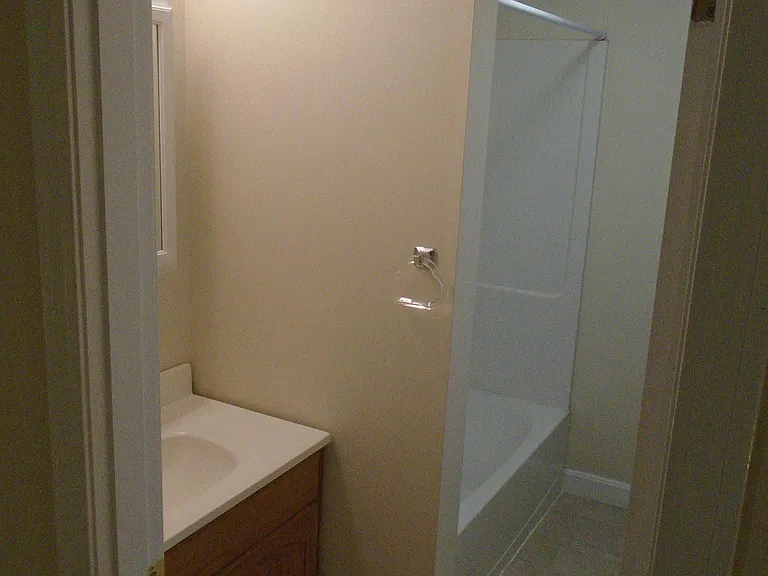2 Lions Ave — Photo 16
