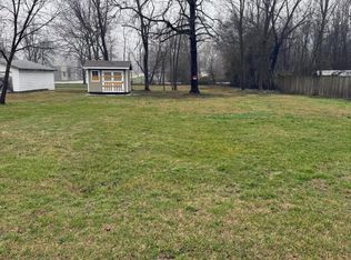 2402 E Commercial Street, Springfield, MO 65803