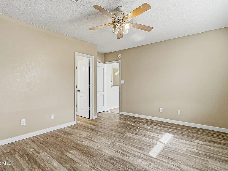 11764 Balladeer Ave — Photo 17
