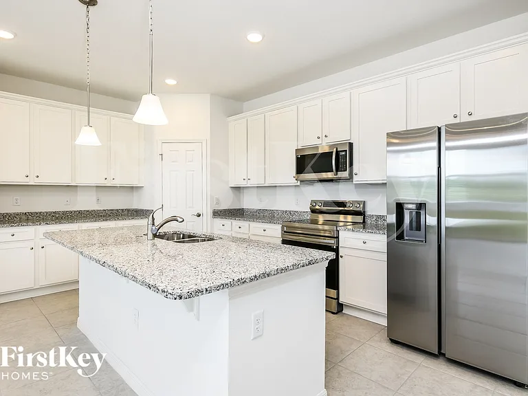 1622 Isleta Loop — Photo 8