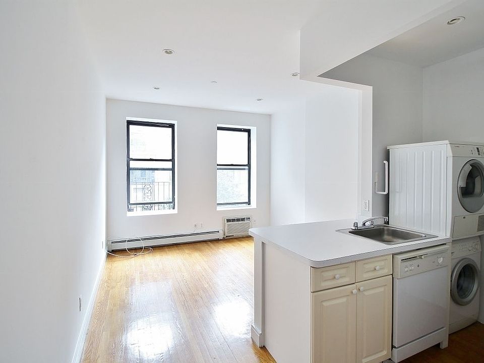 1st image of 347 E 82nd St APT 502