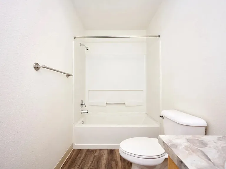 Devonwood & First Place — Photo 7
